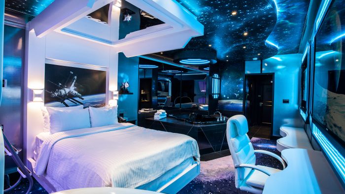 spaceship themed bedroom (8) » Jessica Paster