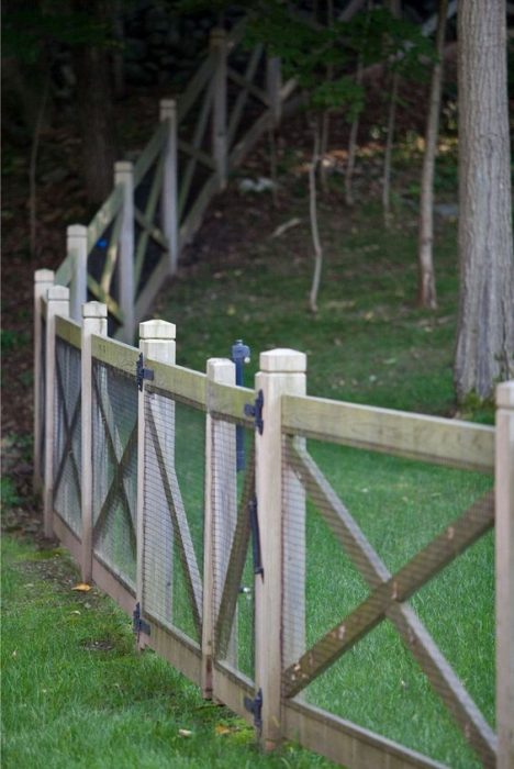 37+ Cheap Privacy Fence Ideas for Your Front Yard or 
