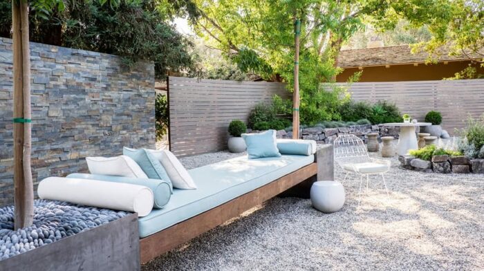 outdoor bench area ideas