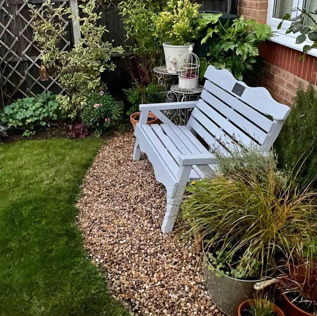 outdoor bench area ideas