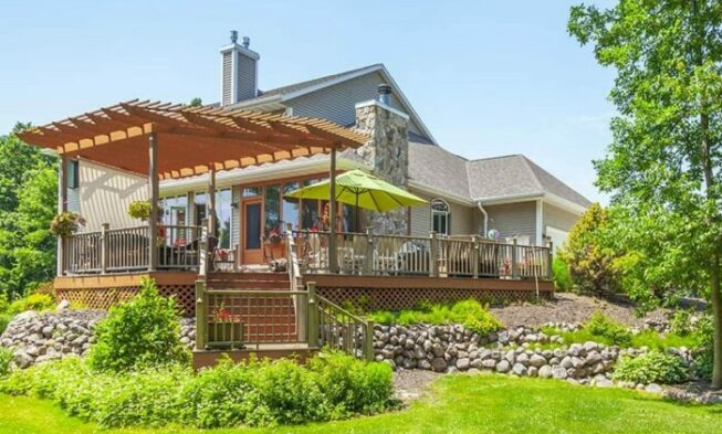 Stone Deck Skirting Ideas for Your Lovely Home img